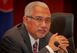 (5-Star Award of Shame) : For the hundreds of complaints received on problems with the electoral roll, including people being registered without their knowledge, voters being removed from the electoral roll and voters being transferred to distant constituencies. In addition to this, Hashim also is inducted for announcing arbitrary restrictions on free campaigning days before nomination, including limiting pictures and logos on campaign materials.